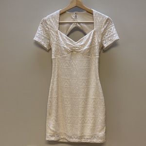 NWT Soft Lace Sweetheart Bodycon Dress